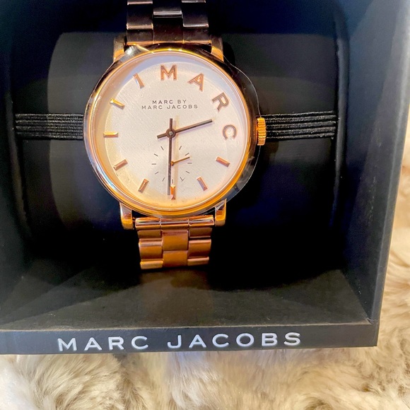 Marc Jacobs Accessories - Marc Jacobs Midsize Watch New Watch